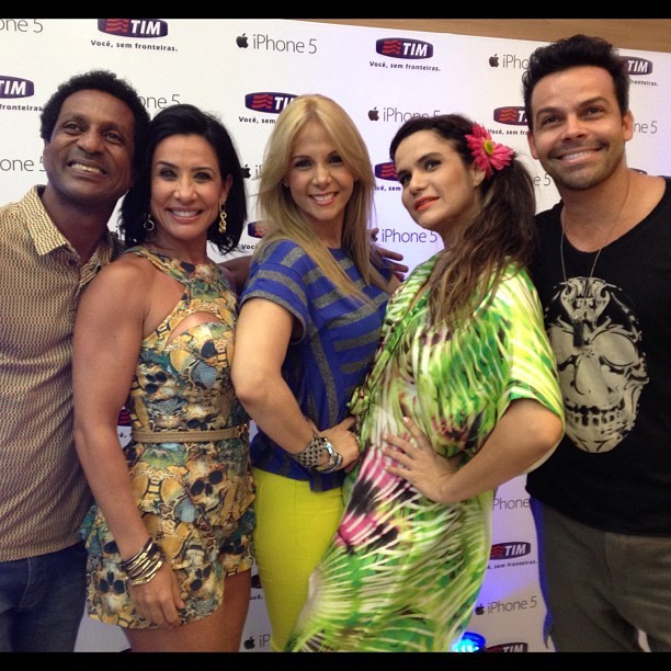 Luis Miranda, Scheila Carvalho, Carla Perez, Gilmelândia e Alexandre Peixe em evento em Salvador na Bahia (Foto: Instagram/ Reprodução)