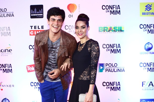 Mateus Solano e Fernanda Machado em pré-estreia no Rio (Foto: Raphael Mesquita / Foto Rio News)