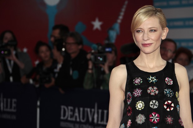 Cate Blanchett na première de Blue Jasmine, no Festival de Deauville, na França (Foto: AFP)
