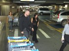 Veja fotos de Kim Kardashian chegando ao Brasil