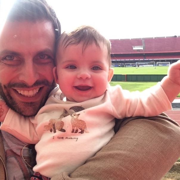 Henri Castelli e filha (Foto: Instagram / Reprodução)