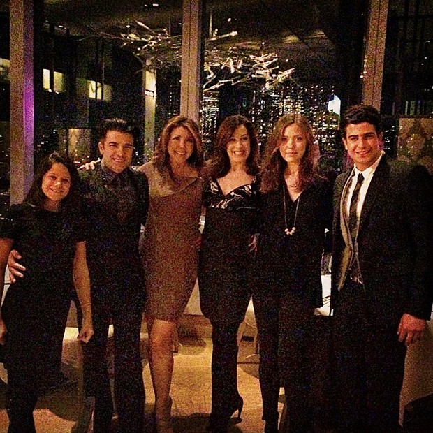 Sophia, Jarbas Homem de Mello, Claudia Raia e Enzo Celulari com amigos em Nova York, nos Estados Unidos (Foto: Instagram/ Reprodução)