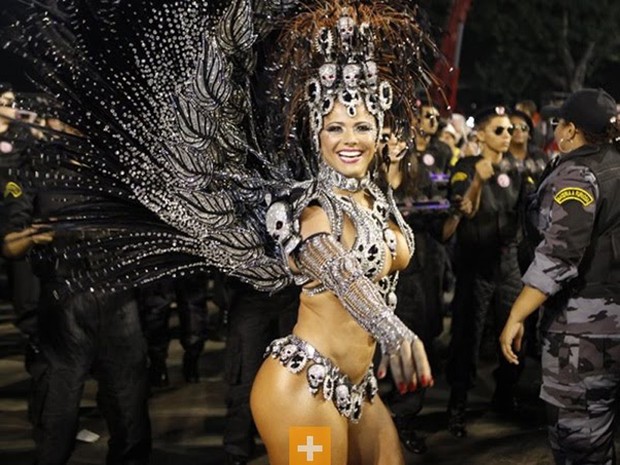 Galeria Reis do Carnaval - Viviane Araújo (Foto: Reprodução)