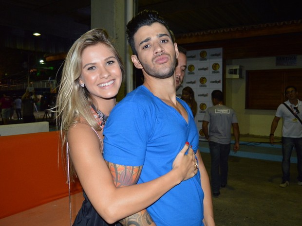 Andressa Suita com o noivo, o cantor Gusttavo Lima, no Festival de Verão de Salvador, na Bahia (Foto: Felipe Souto Maior/ Ag. News)