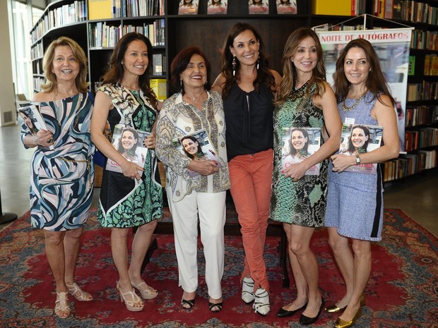 Lançamento do livro de Carolina Ferraz (Foto: Francisco Cepeda/AgNews)