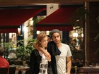 Sophia Abrahão e Sergio Malheiros saem agarradinhos de restaurante