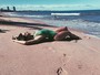 Tatiele Polyana mostra sensualidade na praia e deseja bom dia na web