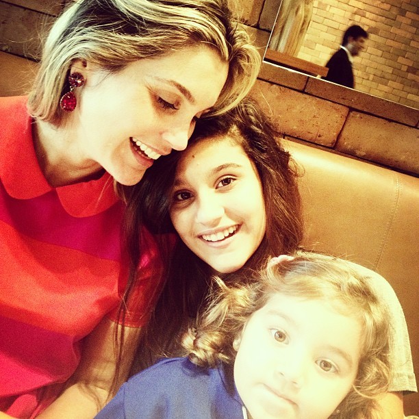 Flávia Alessandra e filhas (Foto: Instagram / Reprodução)