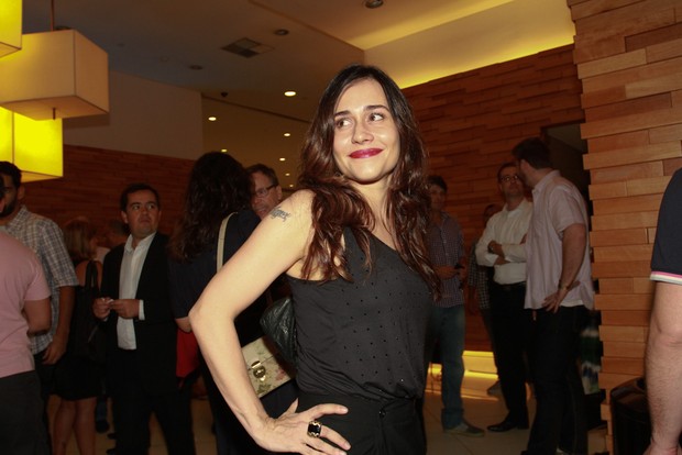 Alessandra Negrini em pré-estreia de filme em São Paulo (Foto: Cláudio Augusto/ Foto Rio News)
