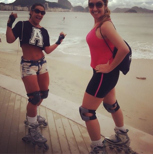 Scheila Carvalho e amiga (Foto: Instagram/Reprodução)