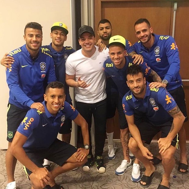 Wesley Safadão e seleção brasileira de futebol (Foto: Reprodução/Instagram)