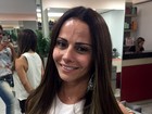 Depois de ficar morena, Viviane Araújo clareia os cabelos de novo