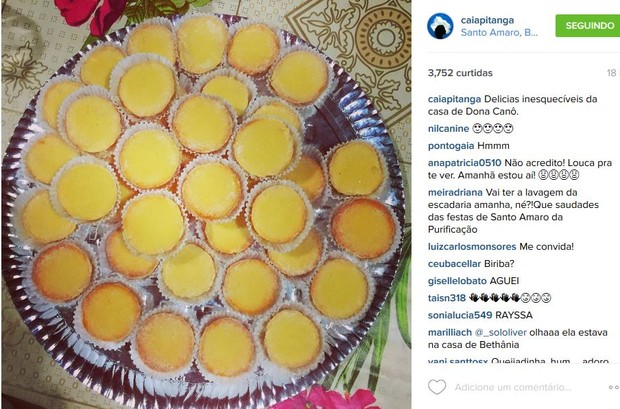 Camila Pitanga almoça na casa de Maria Bethância mostra doces típicos em rede social (Foto: Reprodução do Instagram)