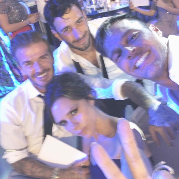 Jwan Yosef, David e Victoria Beckham e Ricky Martin no casamento de Eva Longoria (Foto: Reprodução / Instagram)