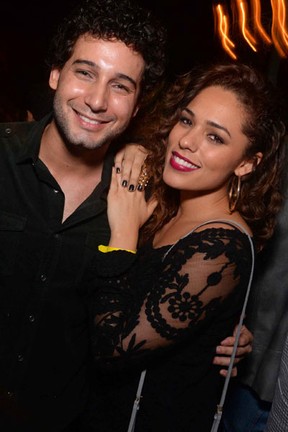 Rafael Almeida e Roberta Almeida em festa no Rio (Foto: Ari Kaye/ Divulgação)