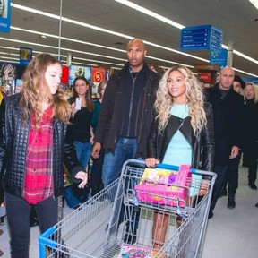 Beyoncé no Walmart (Foto: Reprodução do Instagram)