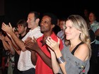 Ingrid Guimarães assiste a musical no Rio