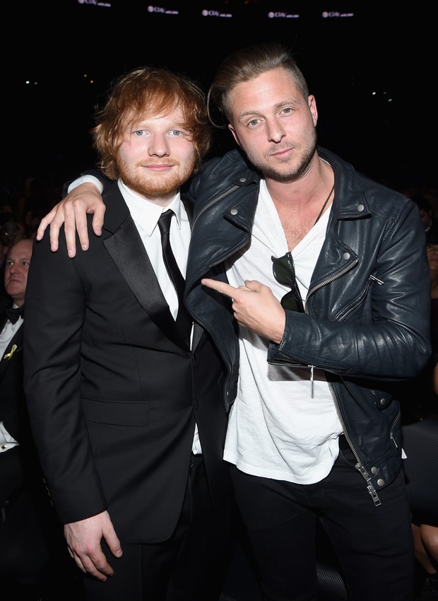 Ed Sheeran e Ryan Tedder, do OneRepublic, no Grammy, em Los Angeles, nos Estados Unidos (Foto: Larry Busacca/ Getty Images/ AFP)