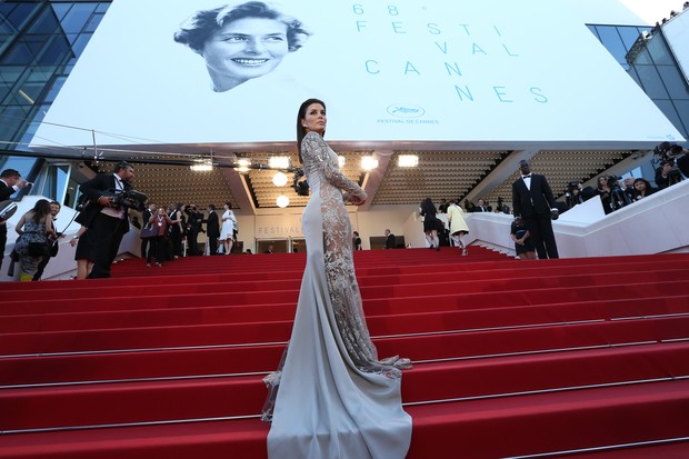 Eva Longoria no Festival de Cannes (Foto: AFP)