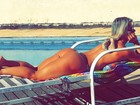 Cristianne Rodrigues faz topless e é clicada pelo marido, Kadu Moliterno