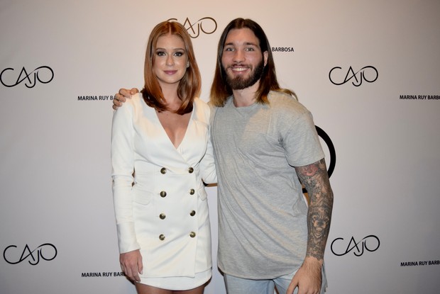 Marina Ruy Barbosa e o modelo Lucas Gesualdi (Foto: Pablo Amora / Assessoria de Imprensa)