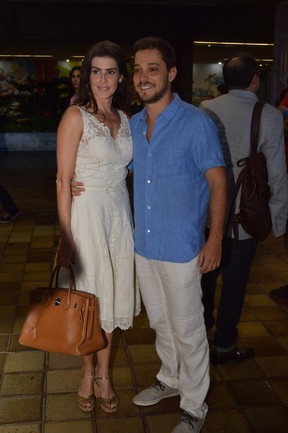 Deborah Secco e o namorado, Bruno Torres, em festival de cinema em Olinda (Foto: Felipe Souto Maior/ Ag. News)