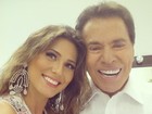 Até tu? Silvio Santos aparece sorridente em selfie de Lívia Andrade