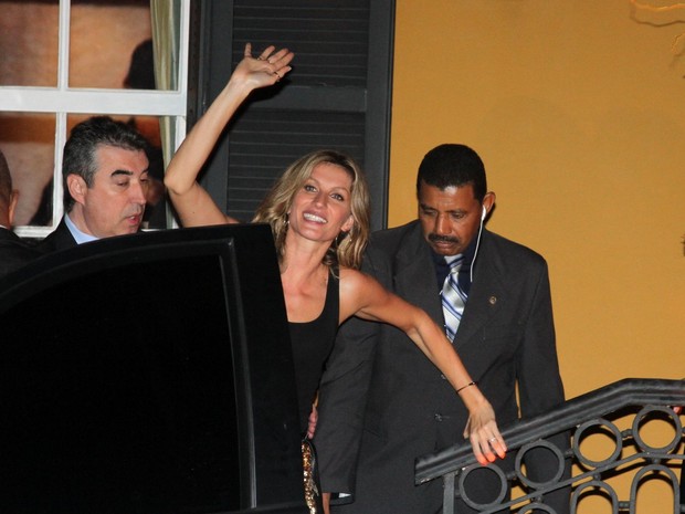 Gisele Bündchen deixa festa em São Paulo (Foto: Paduardo/ Ag. News)