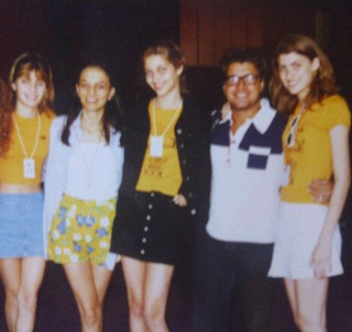 Do fundo do baú: Isabeli Fontana, Liliana Gomes, Ana Beatriz Barros, Sergio Mattos e Michelle Alves  (Foto: Arquivo pessoal)