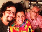 Regina Casé posa ao lado de Wagner Moura e Caetano Veloso: 'Muito amor'