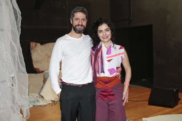 Letícia Sabatella e o marido, Fernando Alves Pinto  (Foto: Rafael Cusato/Brazil News)