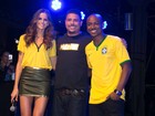 Ronaldo Fenômeno badala ao lado de Thiaguinho e Izabel Goulart no Rio