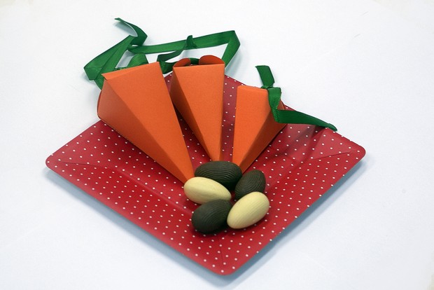 Cenouras para pôr chocolates (Foto: Anderson Barros/ EGO)