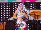 Rodrigo Faro se veste de Katy Perry em premiação