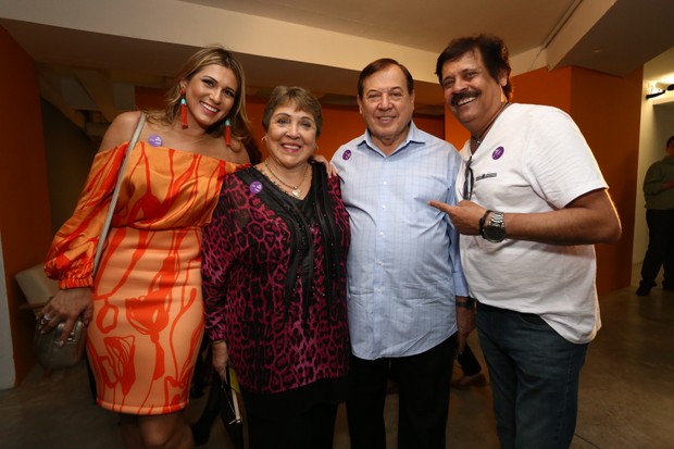 Famosos e familiares na abertura para convidados da Exposição Silvio Santos vem aí (Foto: Cláudio Augusto/Brazil News)