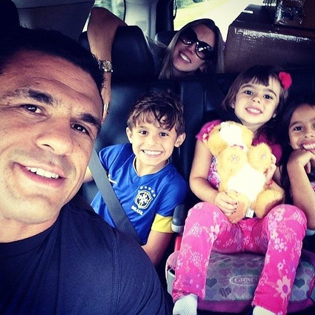 Vitor Belfort com a família (Foto: Instagram / Reprodução)