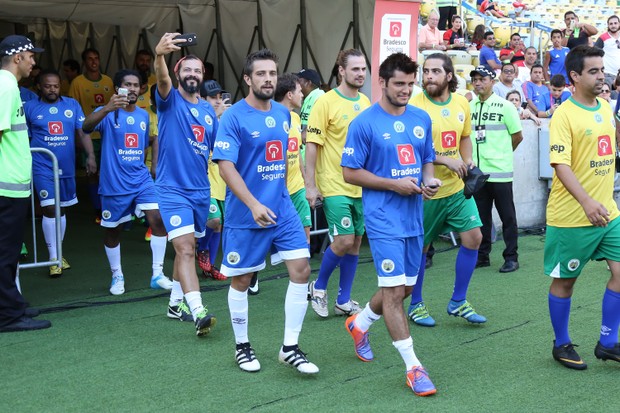 O time de futebol dos famosos (Foto: Roberto Filho/Brazil News)