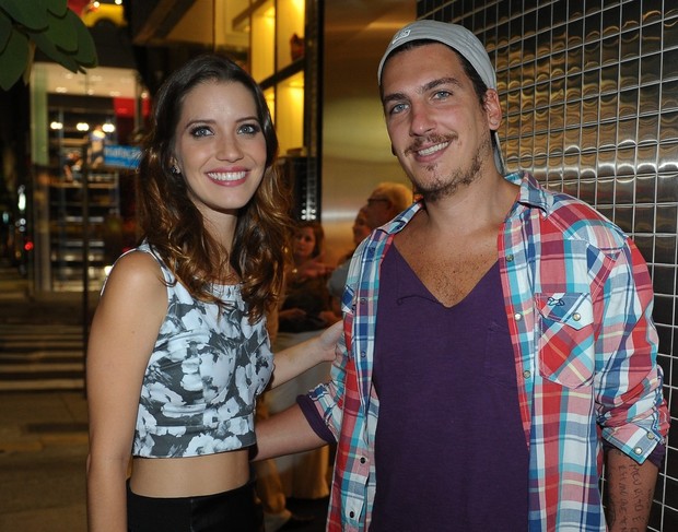 Nathália Dill e o namorado, Caio Soh, em evento em São Paulo (Foto: Francisco Cepeda e Léo Franco/ Ag. News)