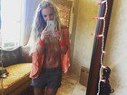 Aos 34, Britney Spears mostra barriga sarada em selfie 