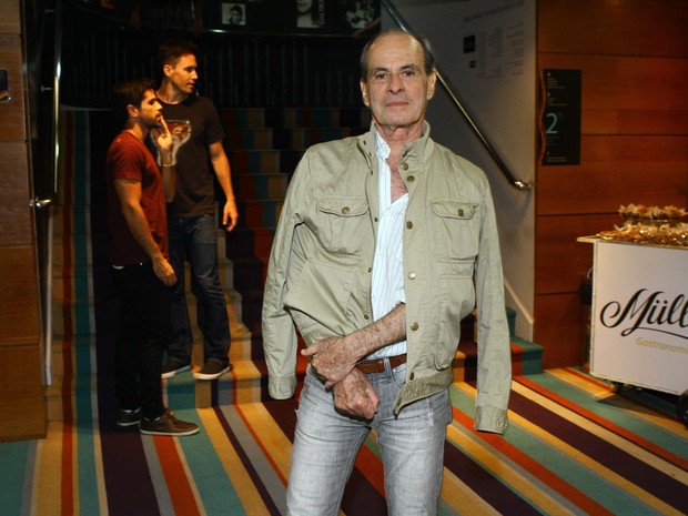 Ney Matogrosso em show no Rio (Foto: Raphael Mesquita/ Foto Rio News)