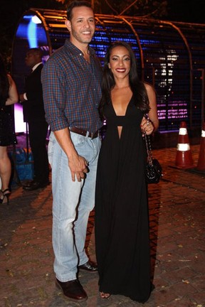 Samantha Schmütz com o marido, Michael, em festa na Zona Sul do Rio (Foto: Claudio Andrade/ Foto Rio News)