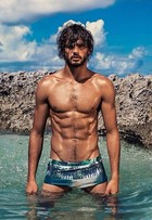 Marlon Teixeira revela seus segredos para manter o corpo sarado a revista