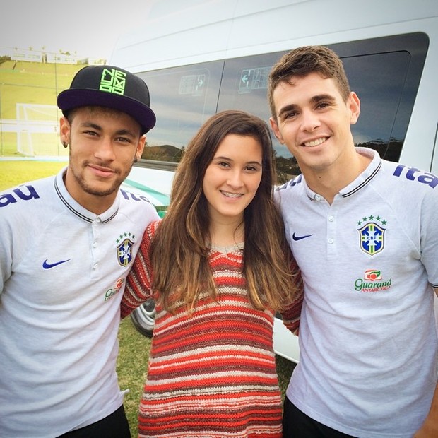 Bia Bonemer com Neymar e Oscar (Foto: Instagram / Reprodução)