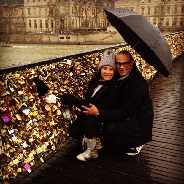 Scheila Carvalho curte férias em Paris (Foto: Reprodução Instagram)