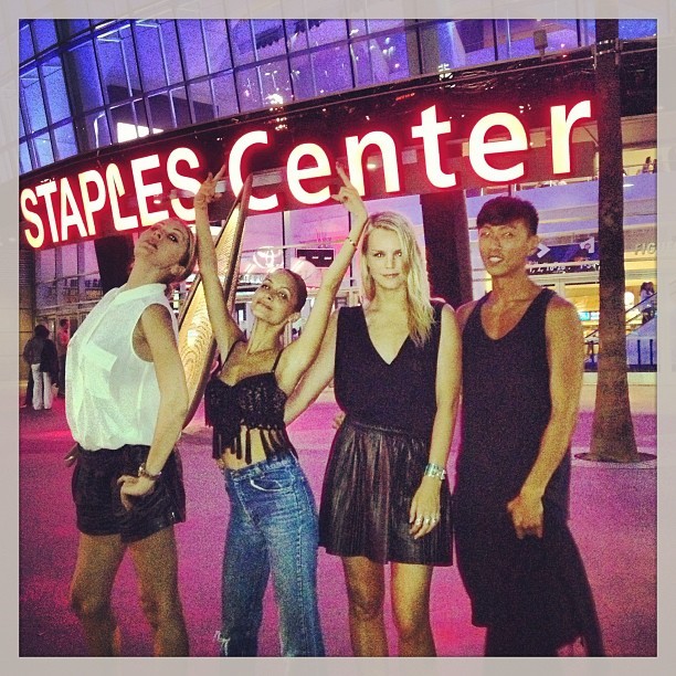 Nicole Richie com amigos em show de Beyoncé em Los Angeles, nos Estados Unidos (Foto: Instagram/ Reprodução)