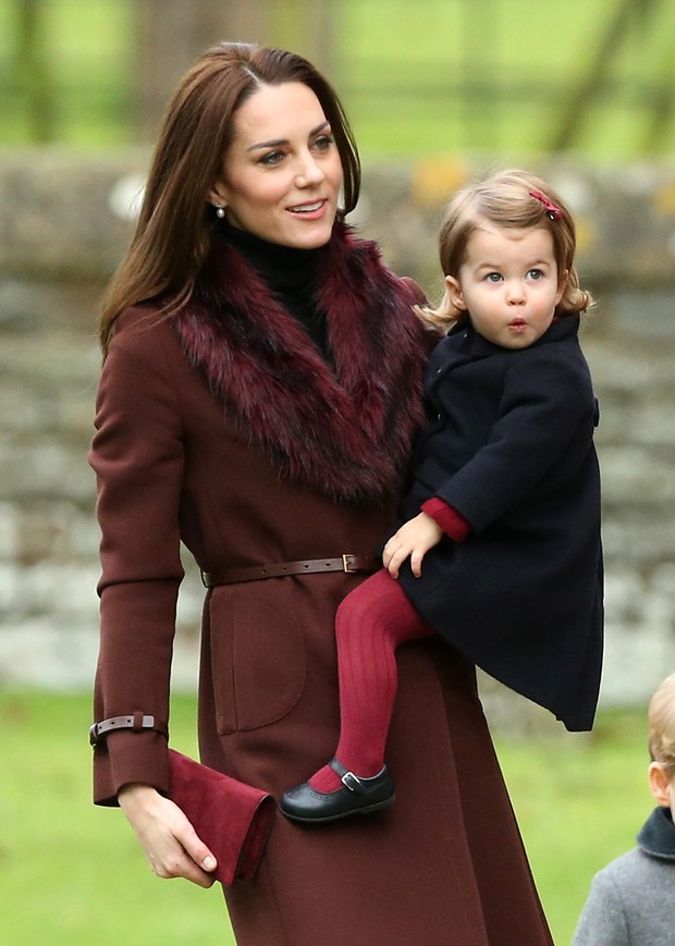 Kate Middleton e a filha caçula, a princesa Charlotte (Foto: Getty Images)