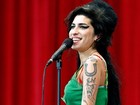 Pai de Amy Winehouse sobre novo CD da filha: 'tirou meu fôlego'