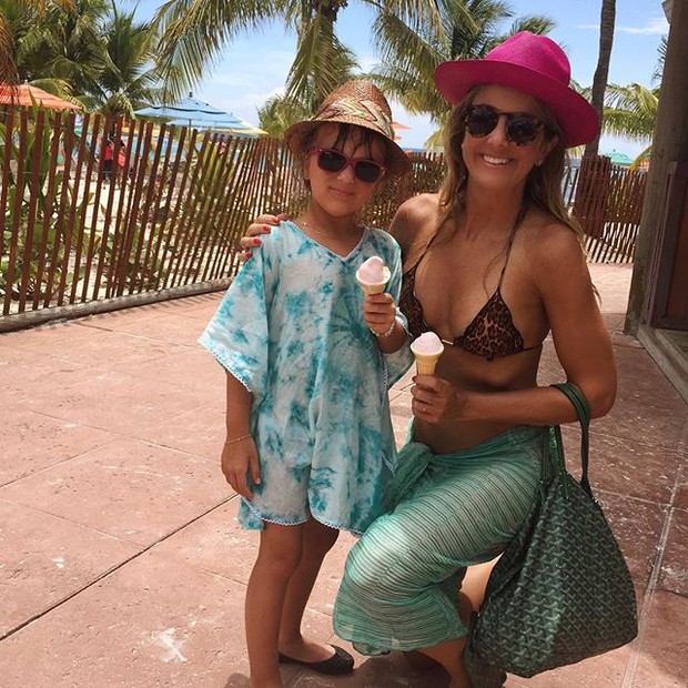 Ticiane Pinheiro com a filha, Rafaella Justus, em Miami, nos Estados Unidos (Foto: Instagram/ Reprodução)