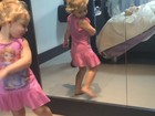 Sheila Mello posta vídeo fofo da filha dançando tema do filme 'Frozen'
