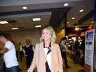 Giovanna Ewbank e Bruno Gagliasso desembarcam em aeroporto de SP
